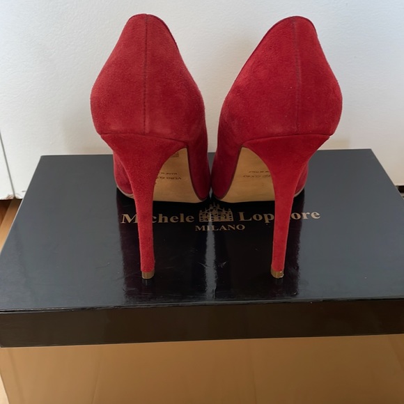 Red suede pumps Michele Lopriore - Picture 4 of 7